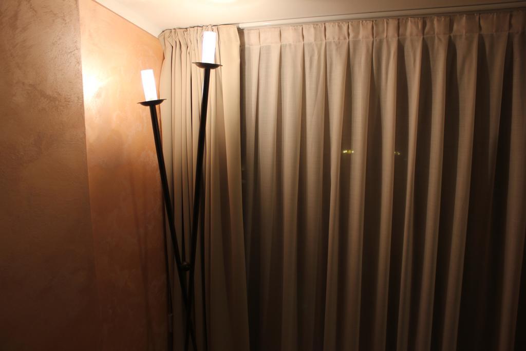 Hostel Del Gal Clusane Ngoại thất bức ảnh